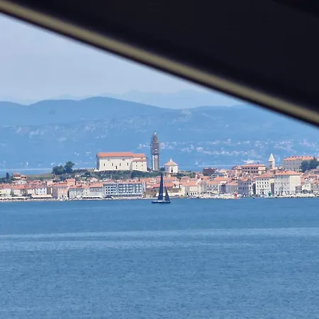 Del Golfo شقة سافودغيا