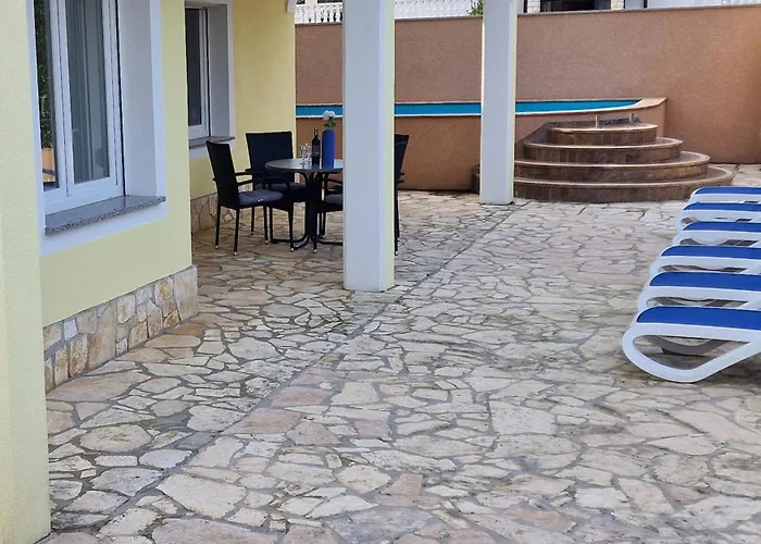 Del Golfo Apartmán *